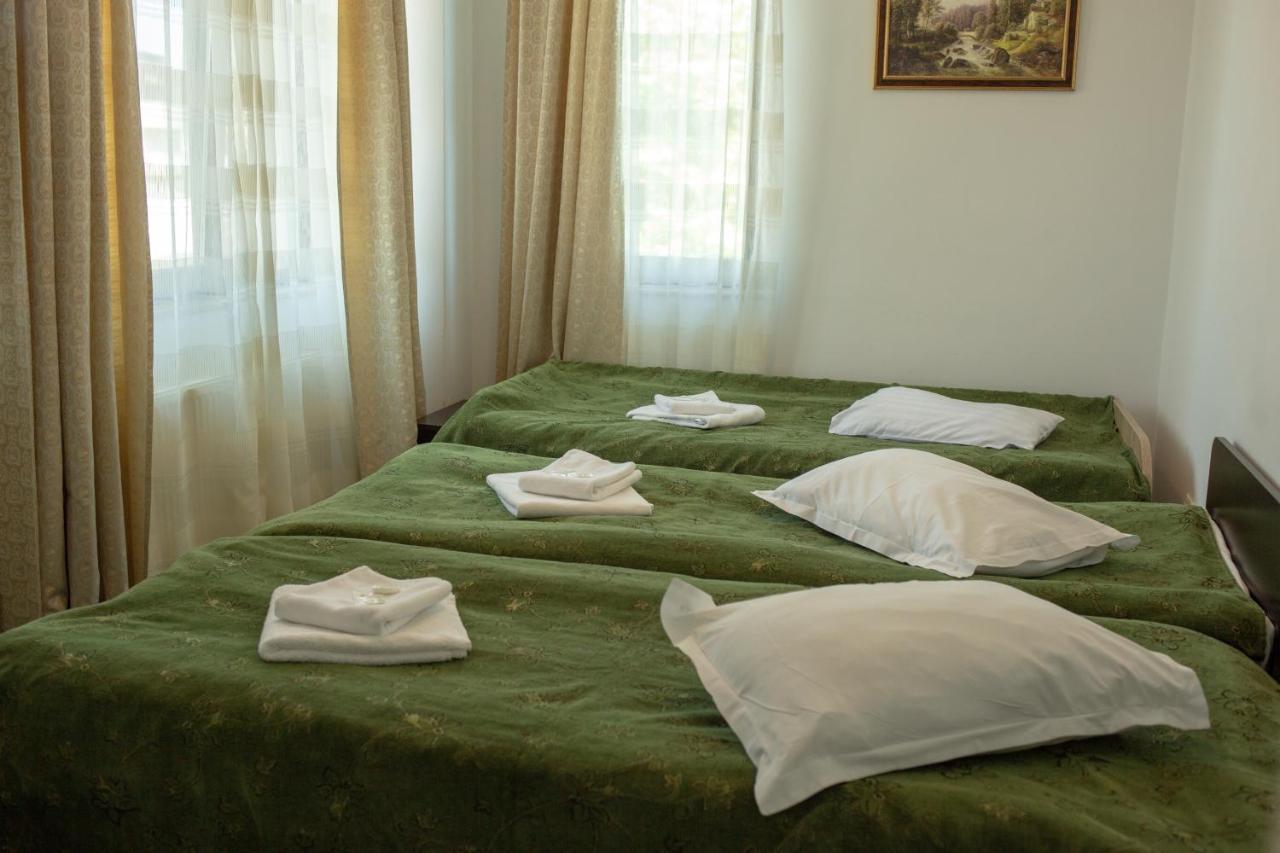 Hotel Curtea Brancoveneasca Constanţa Esterno foto