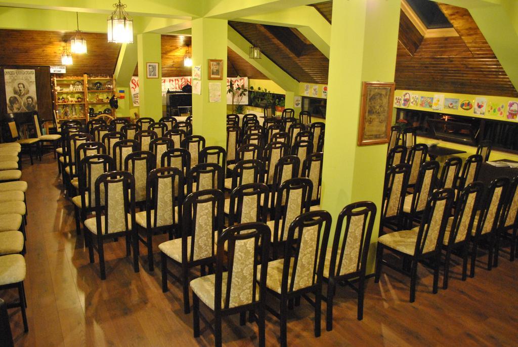 Hotel Curtea Brancoveneasca Constanţa Esterno foto