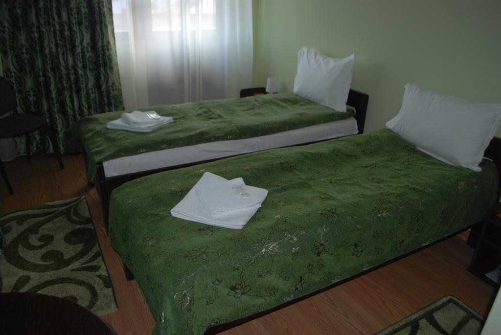 Hotel Curtea Brancoveneasca Constanţa Camera foto