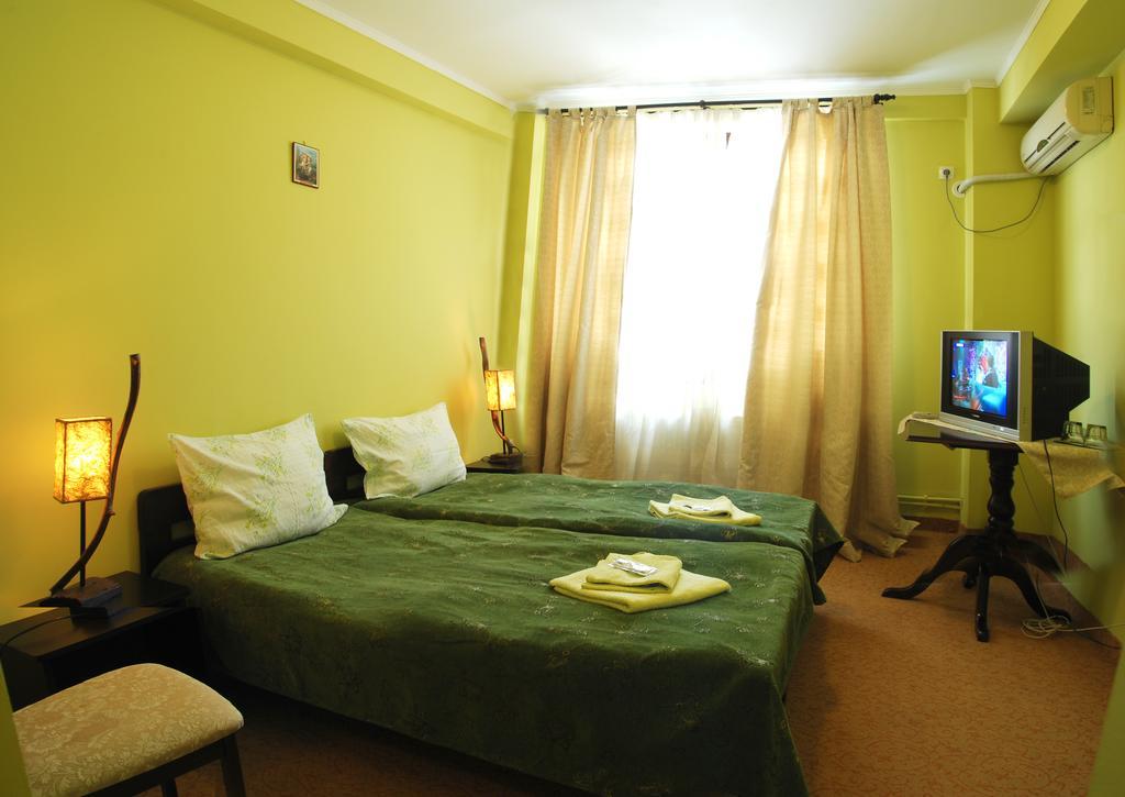 Hotel Curtea Brancoveneasca Constanţa Camera foto